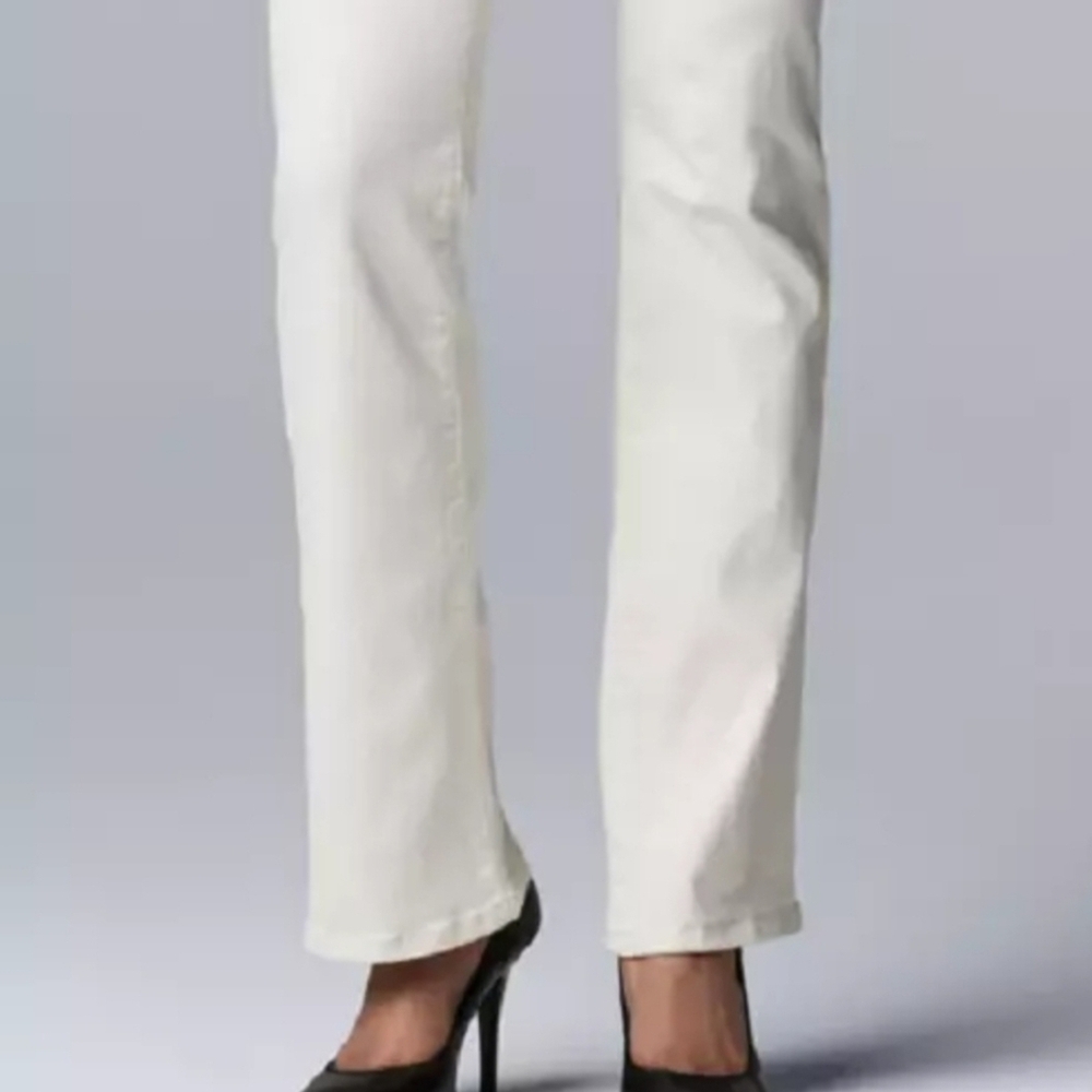 Simply Vera Vera Wang White Boot Cut Denim - Picture 2 of 3